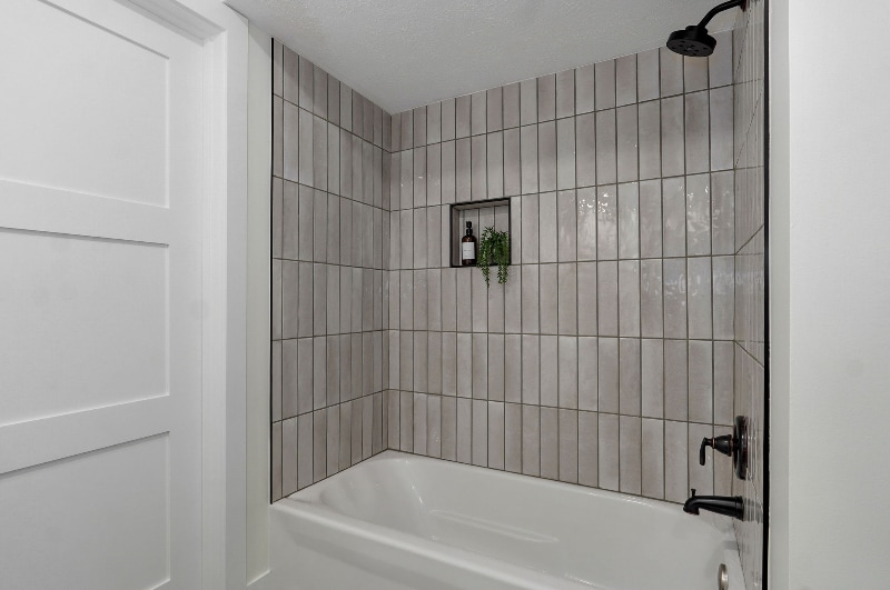 Building Photo - 5021 S Farm Rd 137