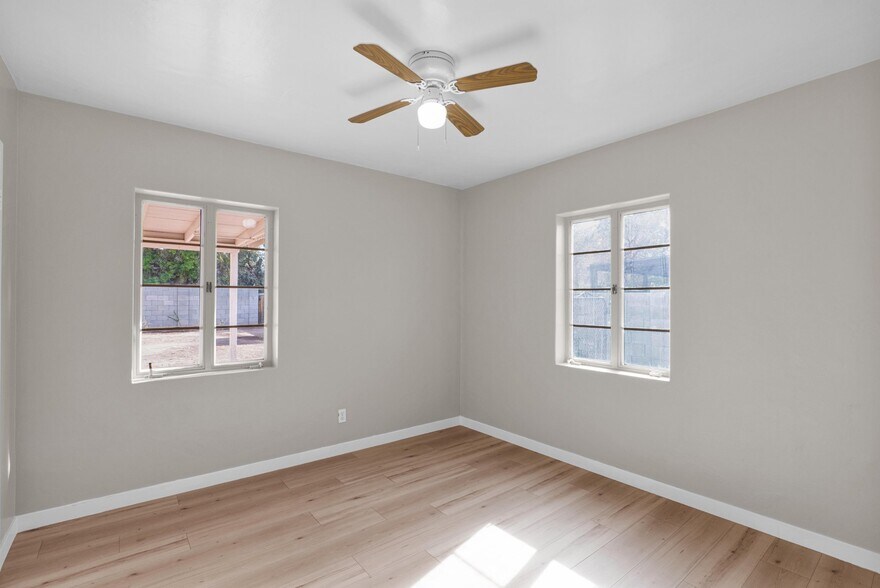 Building Photo - 3015 N 17th Ave