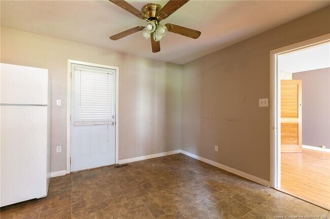 Building Photo - 202 Murray Fork Dr
