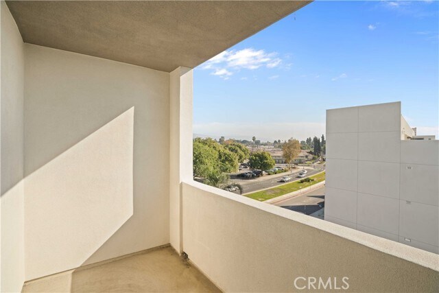 Building Photo - 8750 Sepulveda Blvd