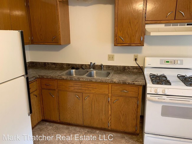 Building Photo - 1400 Eder Ln