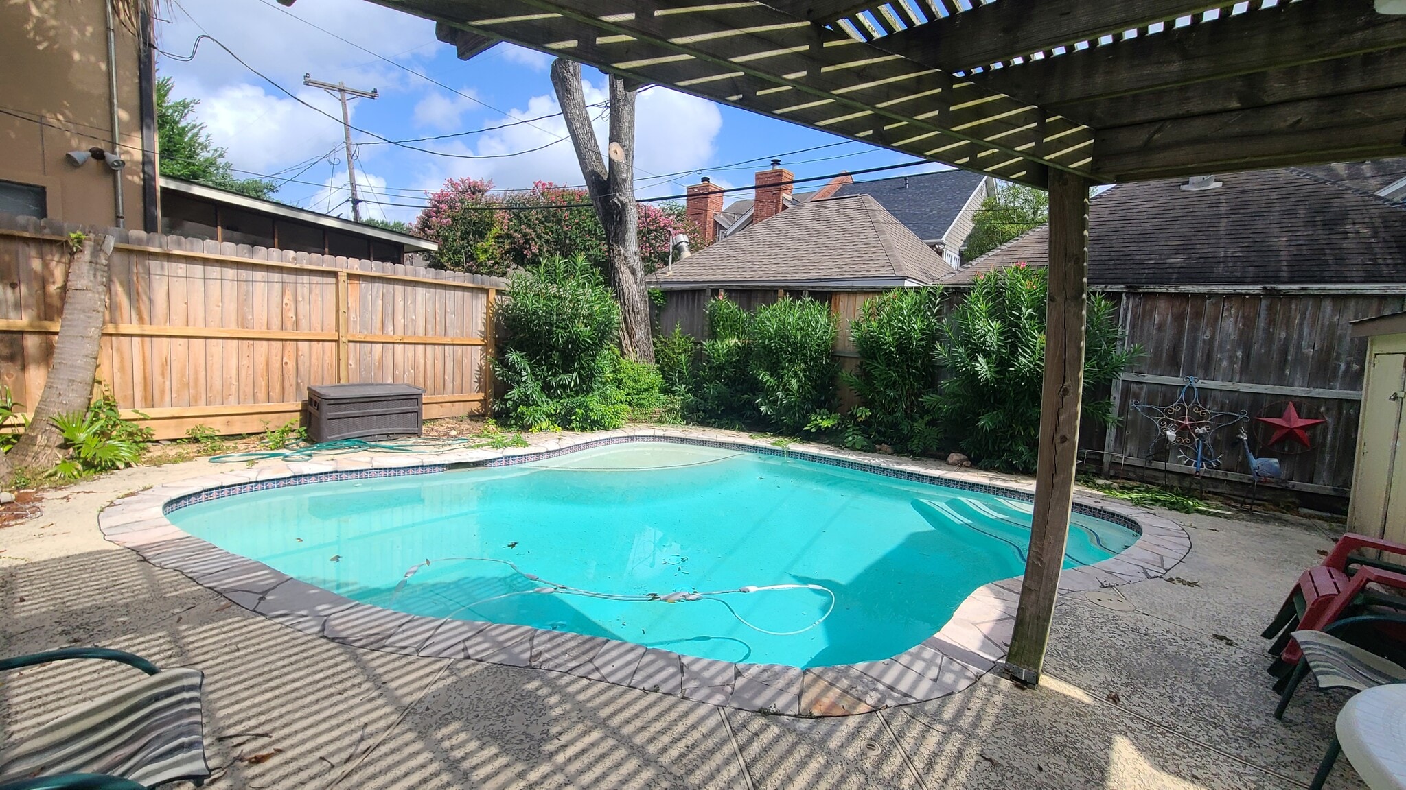 backyard pool - 1610 Castle Ct