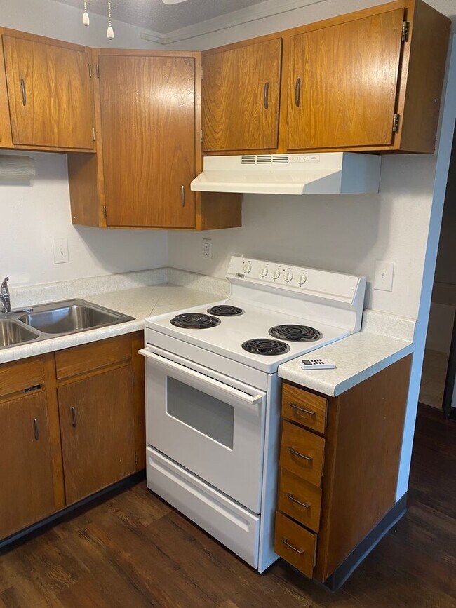 Building Photo - 55 1st St N