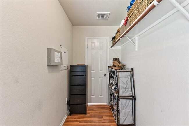 Building Photo - 538 Travertine Trail