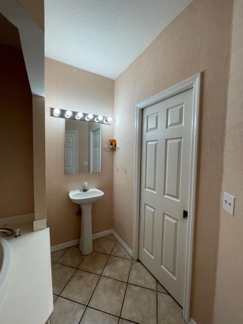 Building Photo - 9849 Perfect Dr