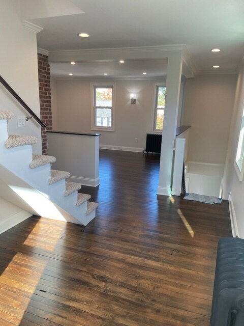 Building Photo - 32 Oakland St