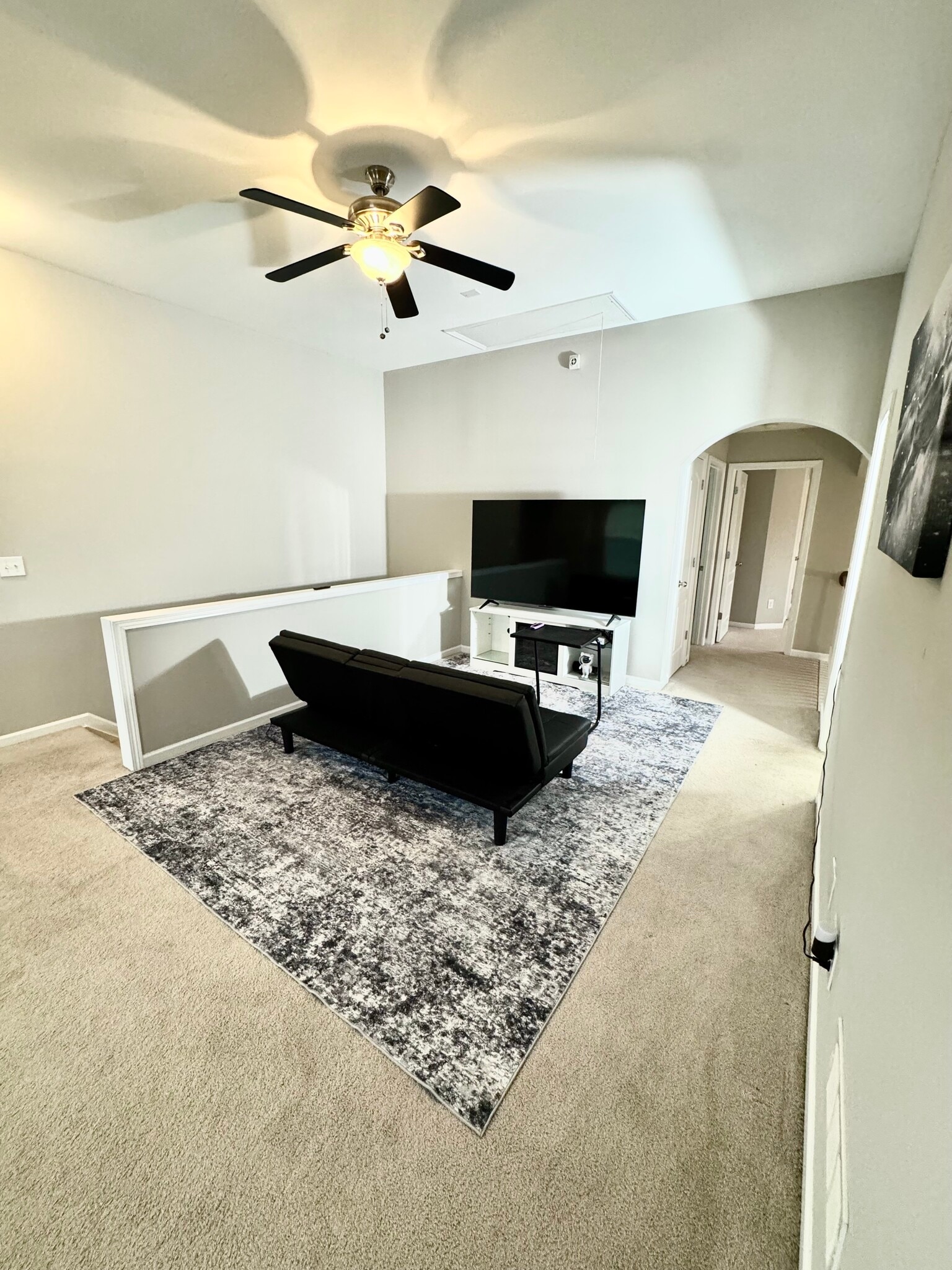 Building Photo - 410 Broadmoore Sq