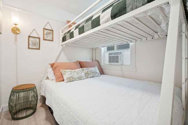 Building Photo - 4 Keefe Ave