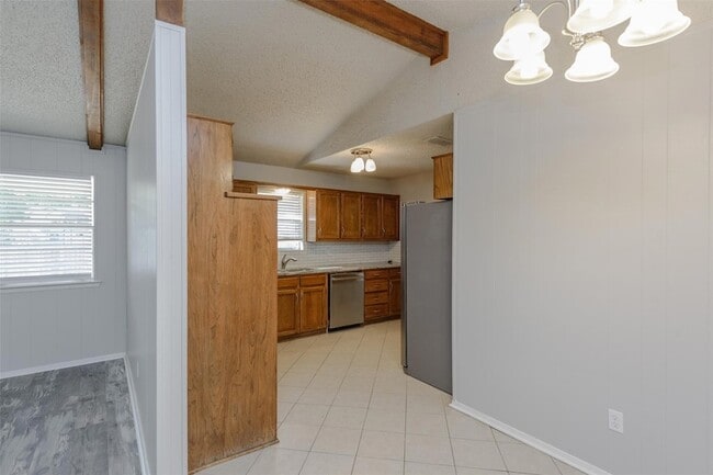 Building Photo - 3609 Cooper Branch E