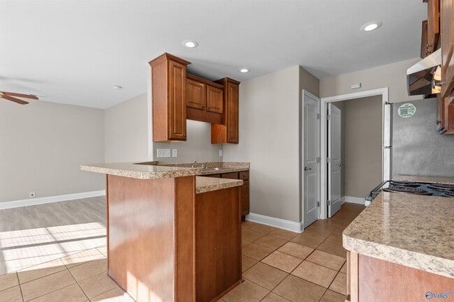 Building Photo - 161 Fields Pond Dr