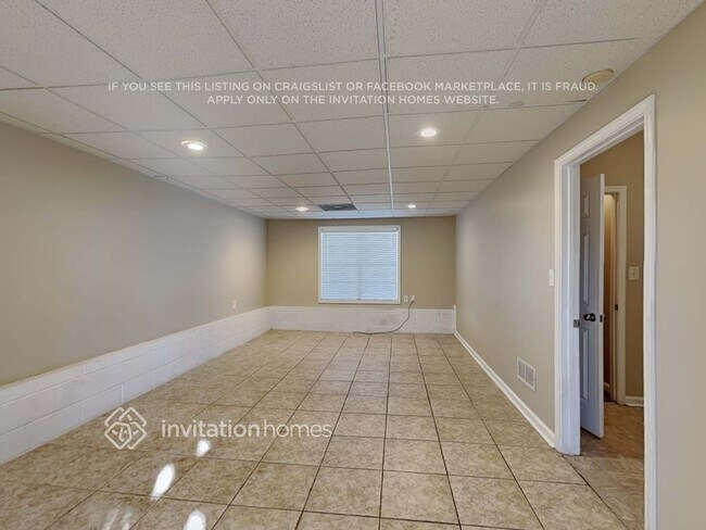 Building Photo - 112 Hunter Pl