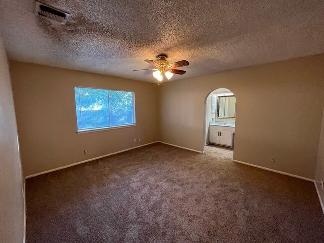 Building Photo - 4526 Maybrook Woods St
