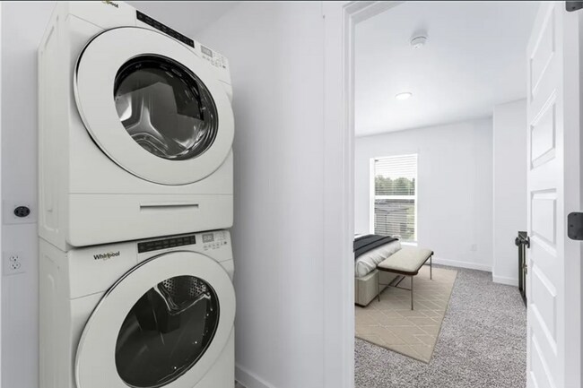 Building Photo - Bright and Modern 2BR, 2.5 Bath Rental in ...