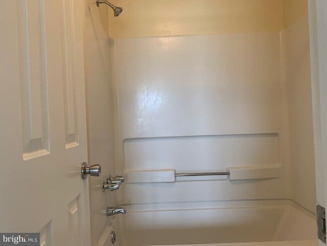 Building Photo - 6012 Red Wolf Pl