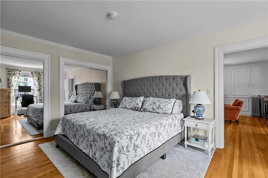 Building Photo - 36 Kay St