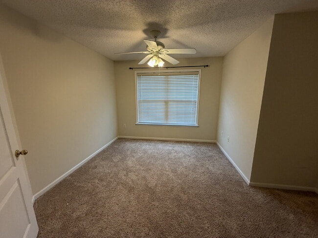 Building Photo - Home for Rent