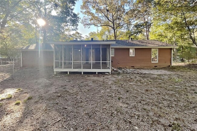 Building Photo - 392 Trotters Ridge