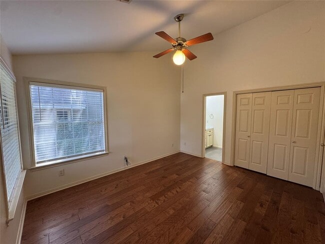 Building Photo - 1811 W 39th St