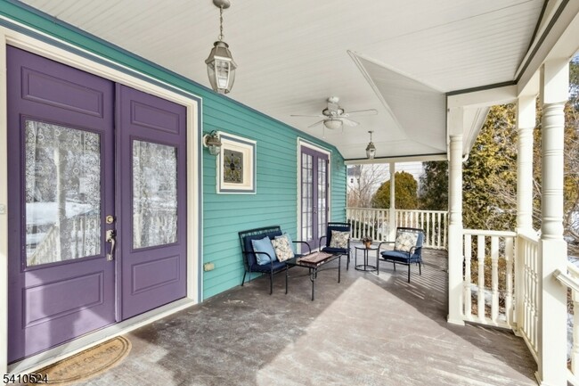 Building Photo - 109 North Ave