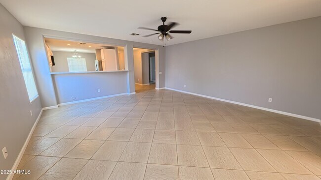 Building Photo - 1744 Maddison Cir