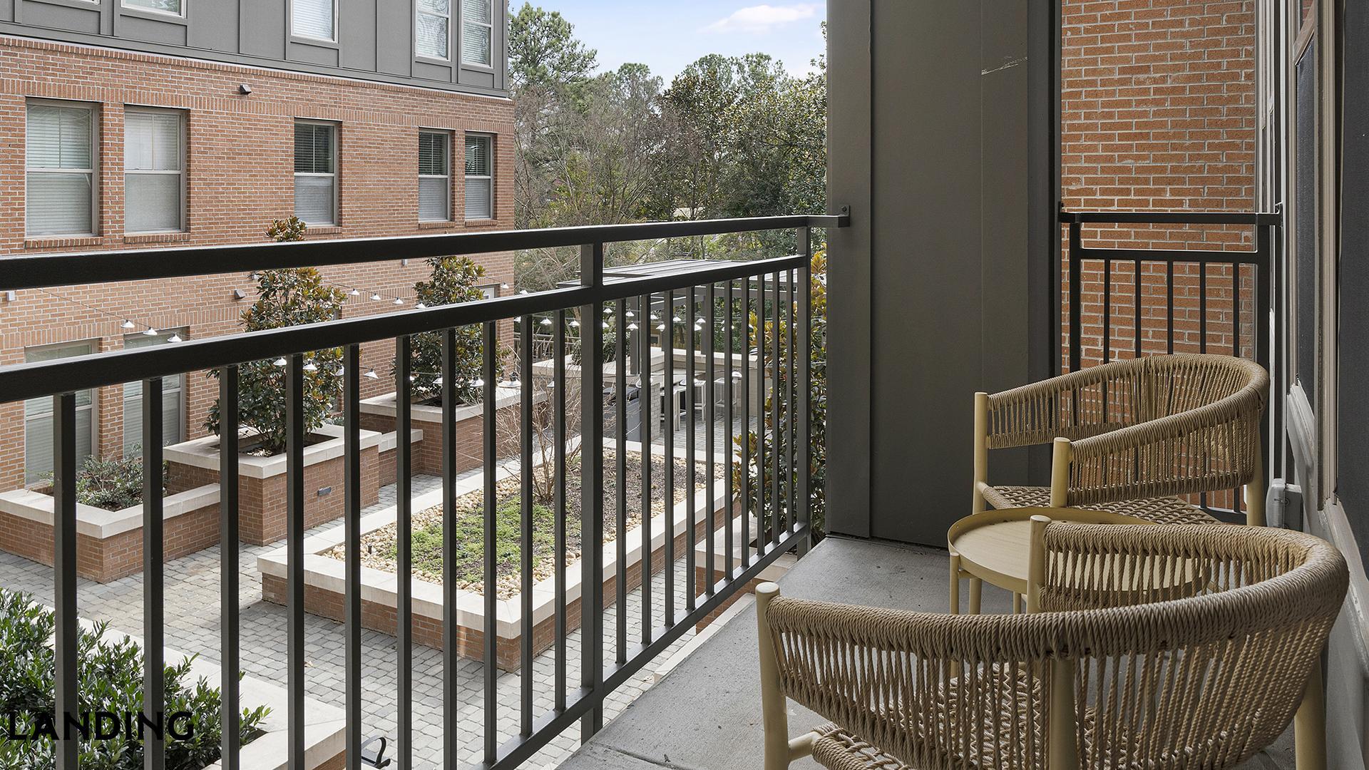 Building Photo - 2420 Peachtree Rd NW