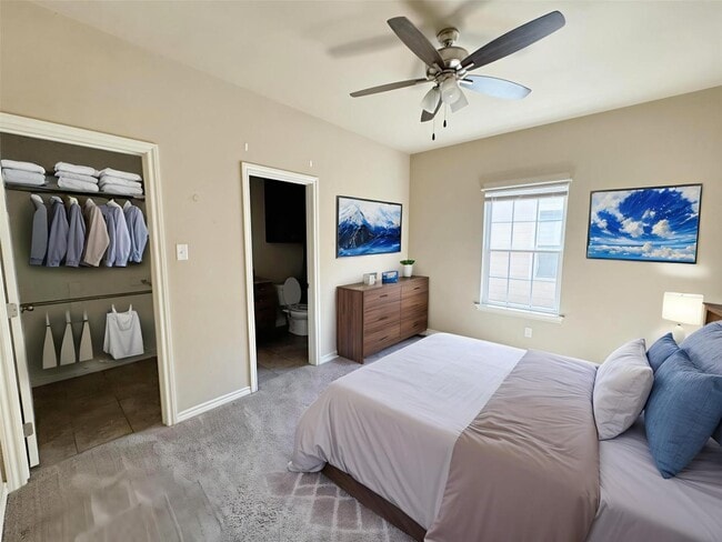 Building Photo - 809 S Wilson St