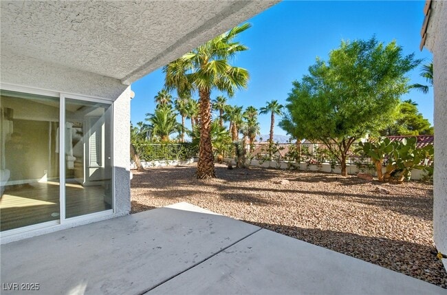Building Photo - 2736 Crystal Beach Dr