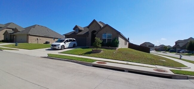 Building Photo - Bright & Open 3-Bedroom Home in Sought-Aft...
