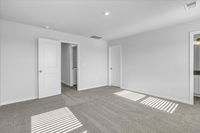 Building Photo - AVAILABLE NOW! Brand New 3-Bedroom Townhou...