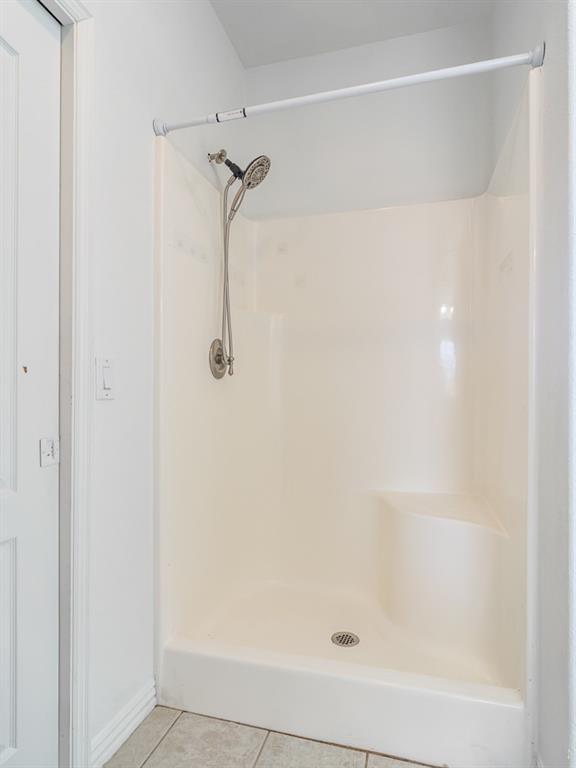 Building Photo - 2806 SE 3rd St