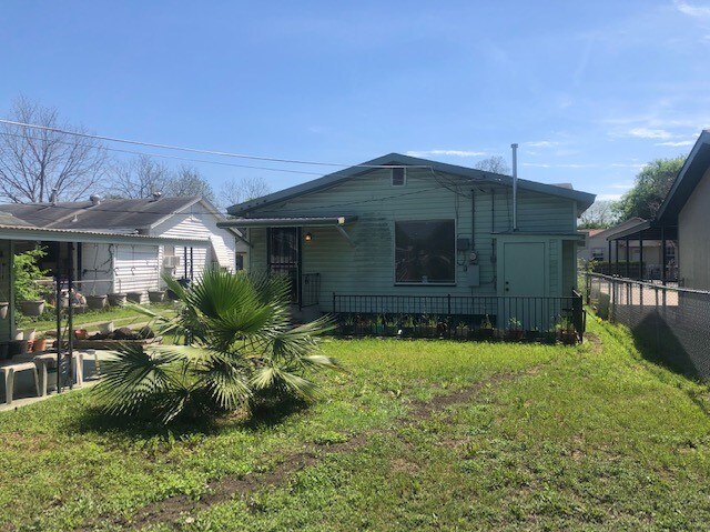 Building Photo - 231 Wilcox Ave