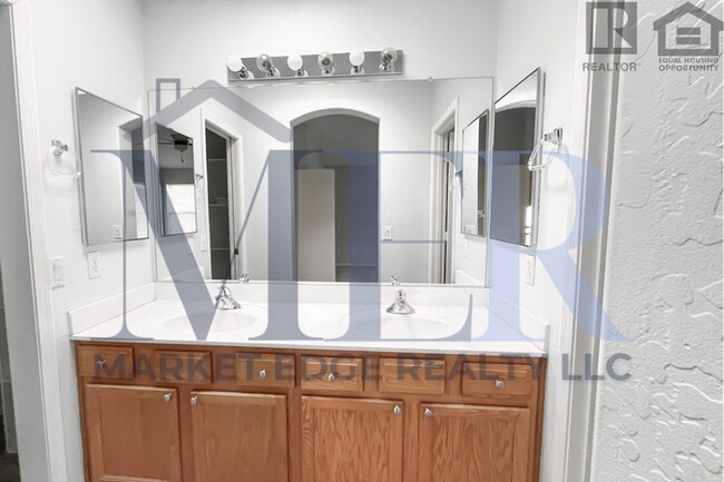 Building Photo - 3Bed/2.5Bath Home at McDowell Rd/107th Ave! Move-In Ready on 06/04/2026!