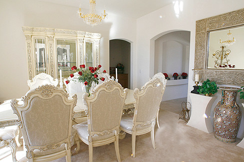 Building Photo - Las Vegas Furnished 8 Bedroom Mansion