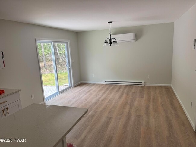 Building Photo - 125 Cobblestone Dr