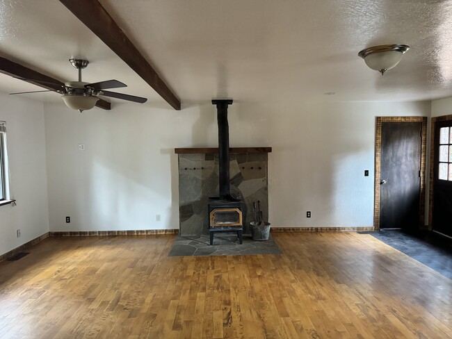 Wood burning stove that heats the whole house well - 12172 Rainbow Dr