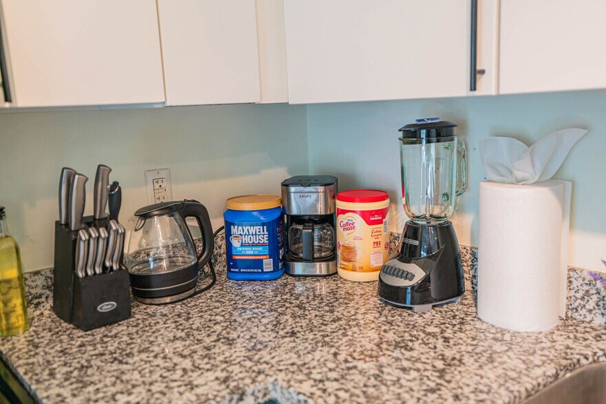 Building Photo - 811 N 3rd St