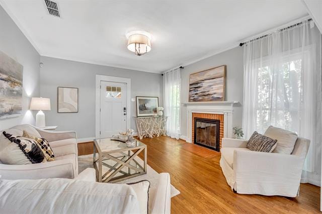 Building Photo - 6227 Lakeshore Dr