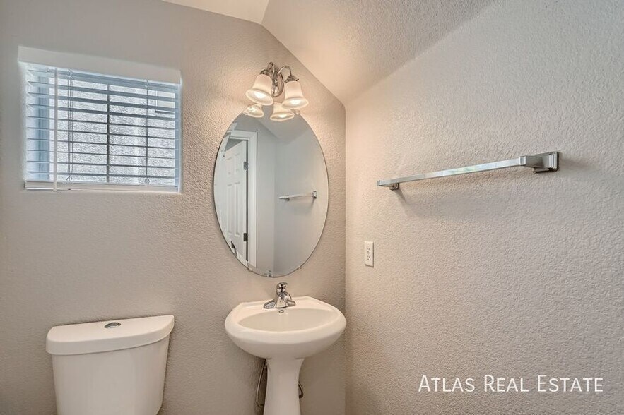 Building Photo - 10793 Villa Carlotta Ct