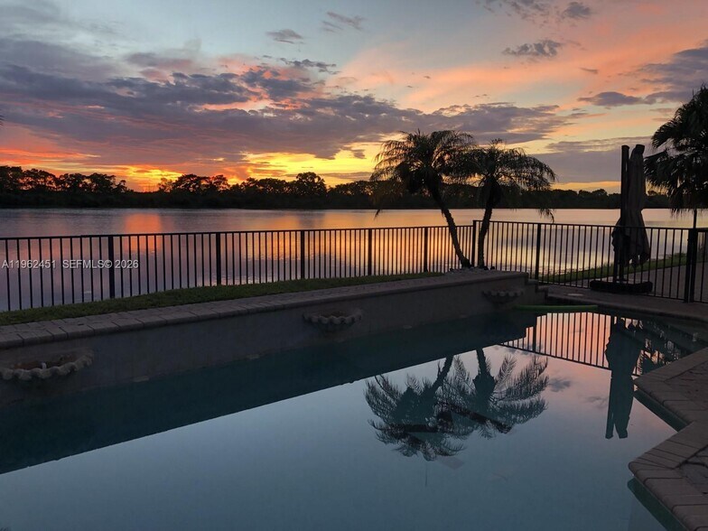 Building Photo - 4800 NW 124th Way