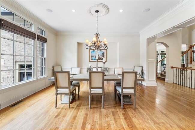 Building Photo - 927 Buckingham Cir NW