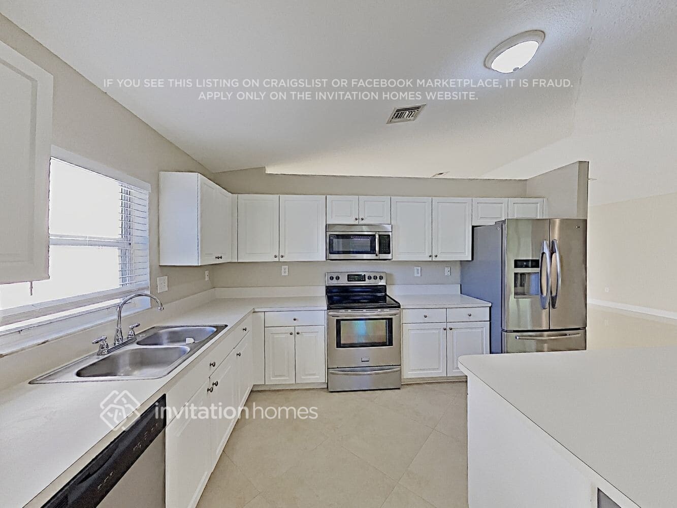 Building Photo - 13500 SW 118th Pl