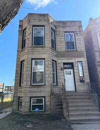 Building Photo - 3843 W Fillmore St