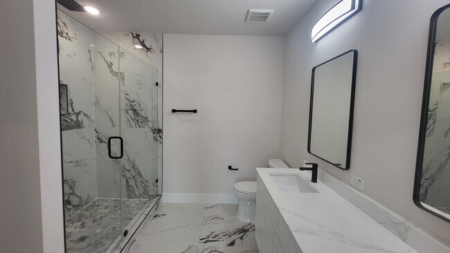 Building Photo - 2348 Alsiddiq Dr
