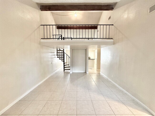 Building Photo - 9164 Wilcrest Dr