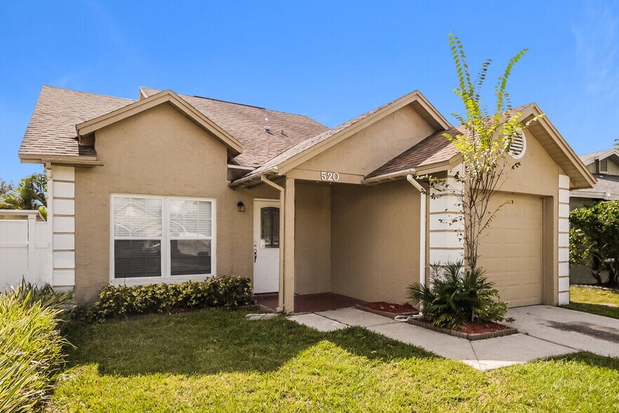 Building Photo - 520 Madrigal Ct