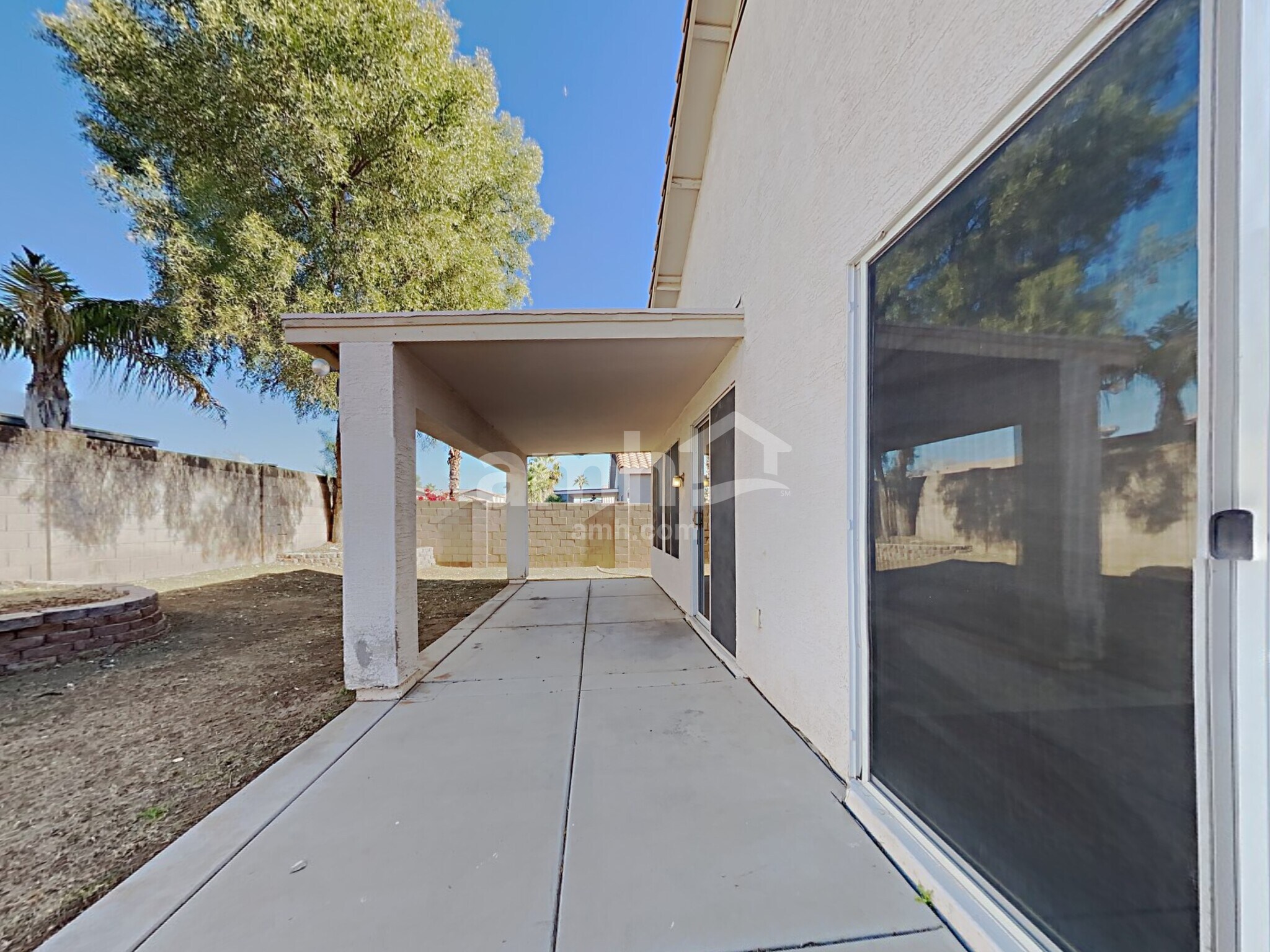 Building Photo - 15810 W Durango St