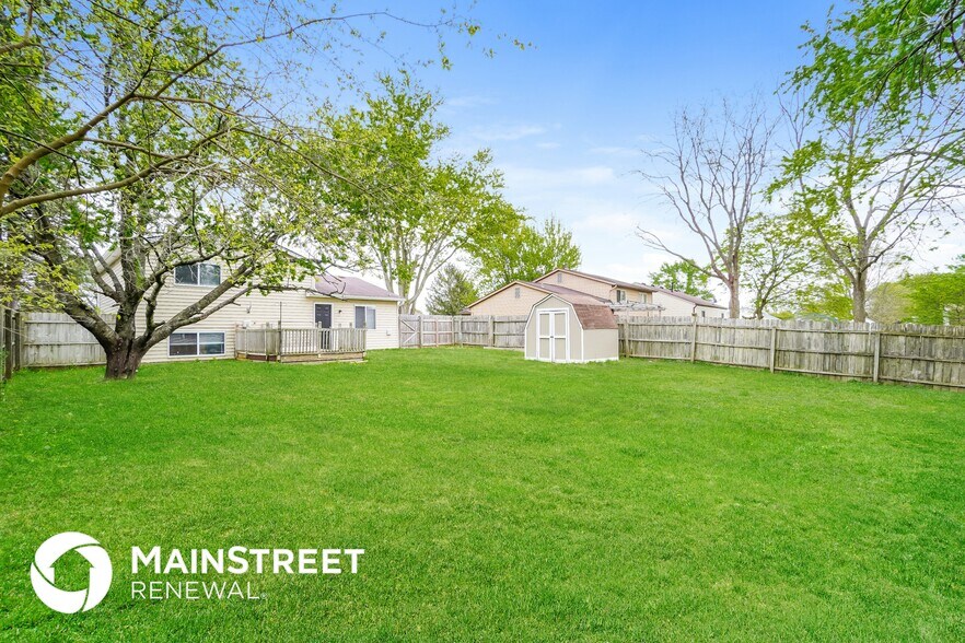 Building Photo - 1571 Kerryglen Dr