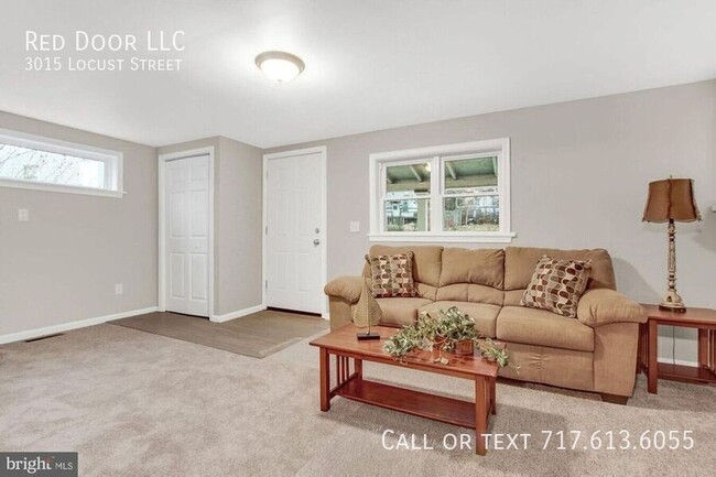 Building Photo - 3015 Locust St