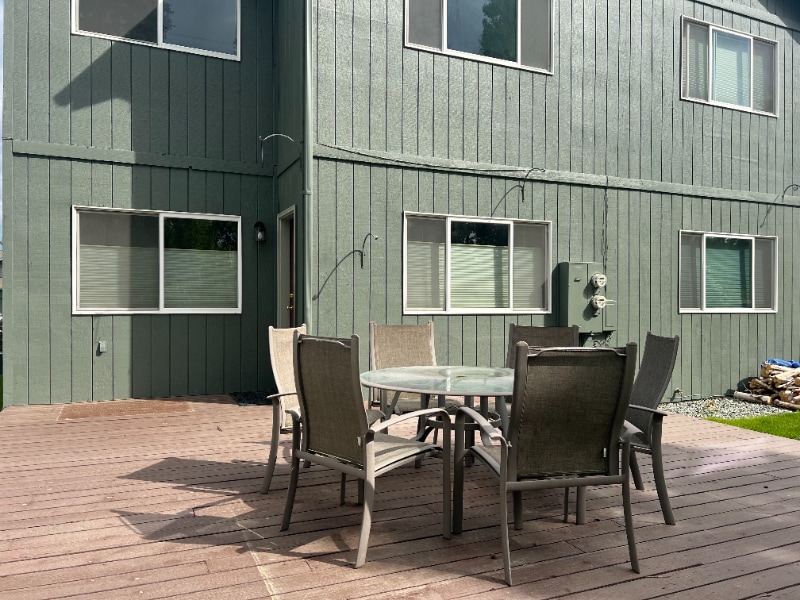 Building Photo - 4766 Grumman St