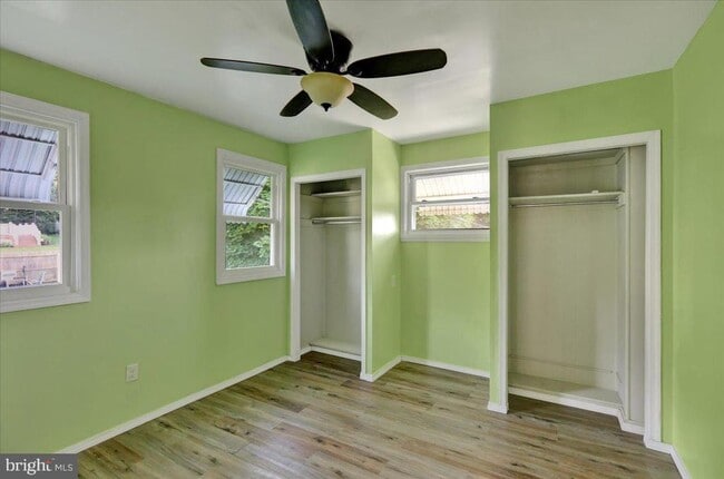 Building Photo - 614 S 18 1/2 St